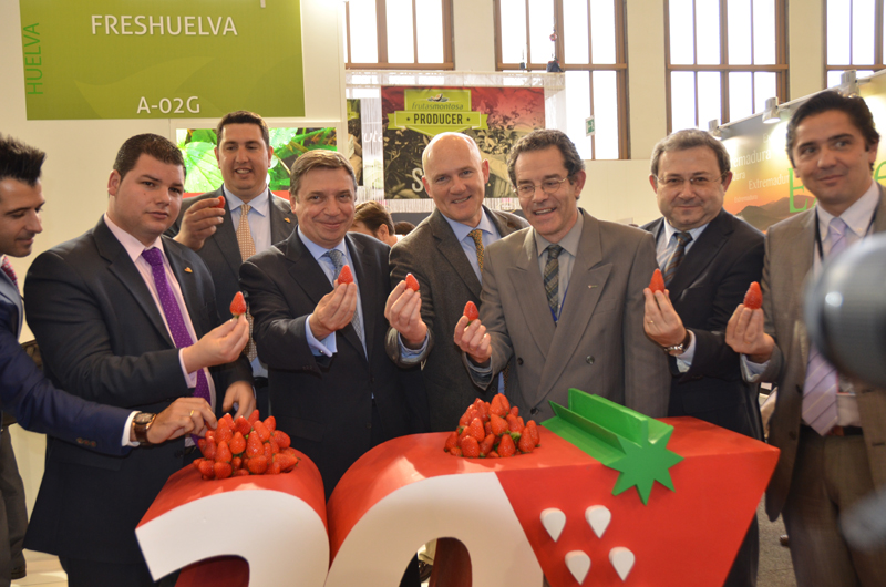 La asociación de empresas de frutos rojos de Huelva cumple 30 años