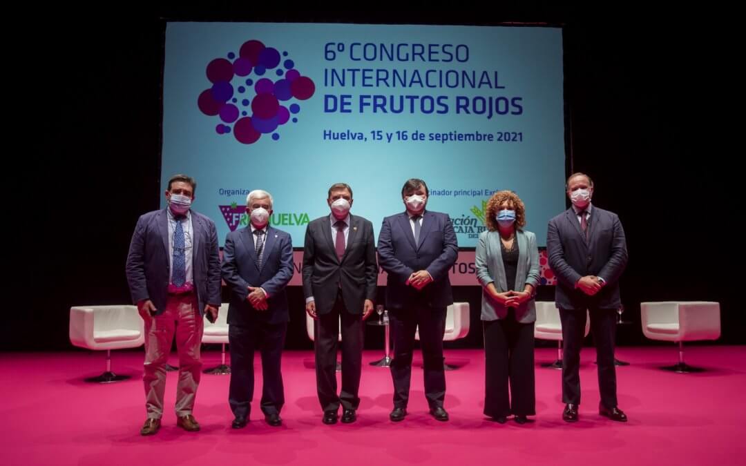 Carlos Ríos asegura en la apertura del VI Congreso Internacional de Frutos Rojos que las berries “salvan vidas” por su alto nivel de “salud y bienestar”