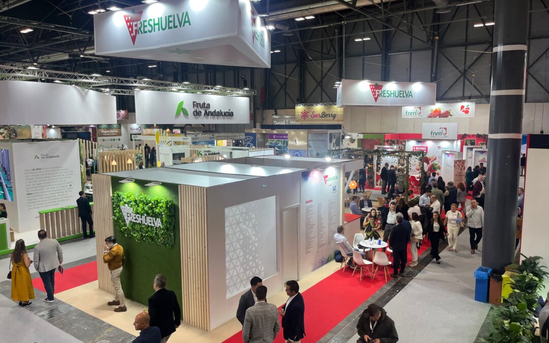 Freshuelva completa una nueva participación en una Fruit Attraction muy exitosa para la promoción de los frutos rojos  onubenses