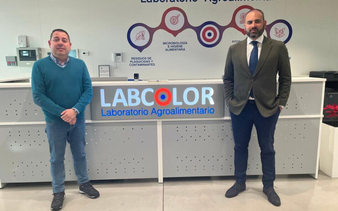 Visitamos las nuevas instalaciones de Labcolor en Almería